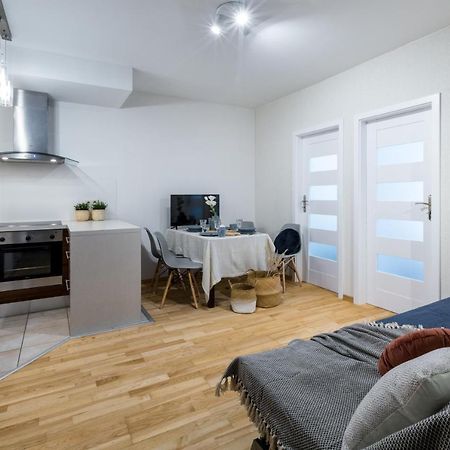 Friendhouse Apartments Angel City Krakow Luaran gambar